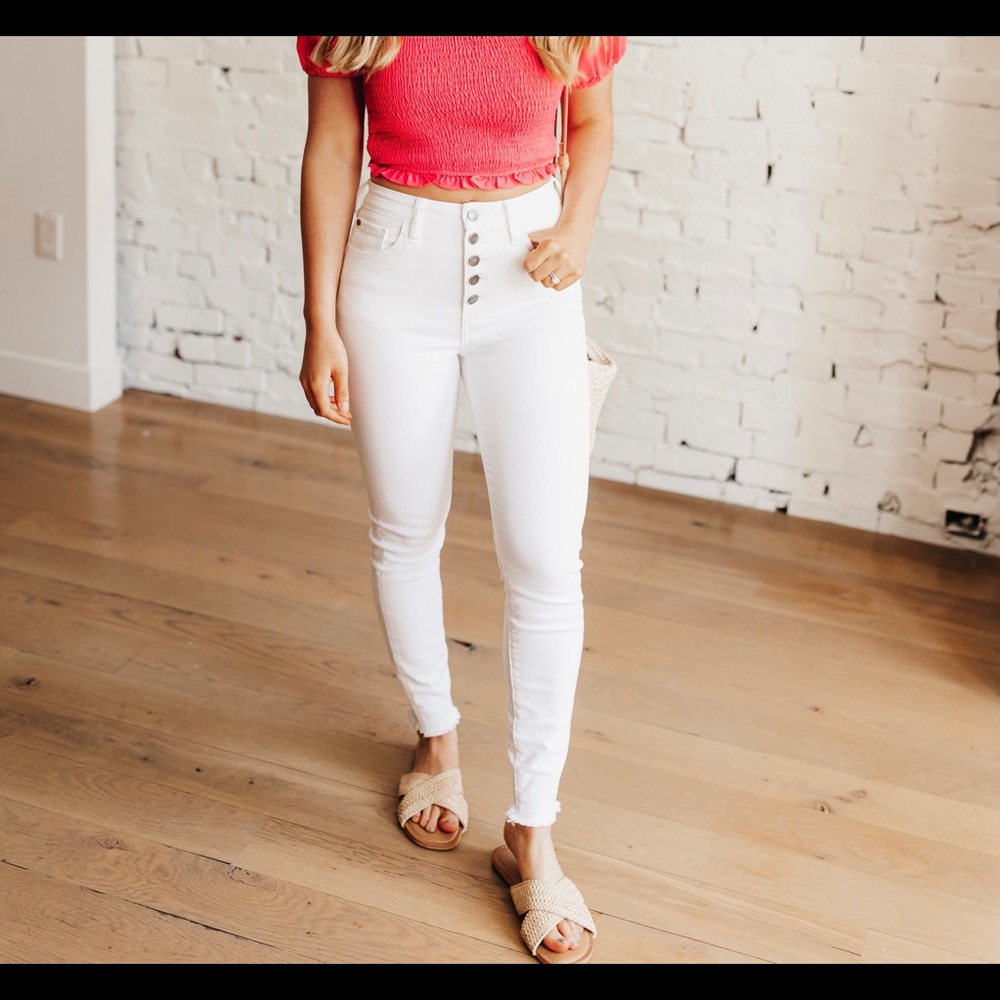 White High Waisted Jeans